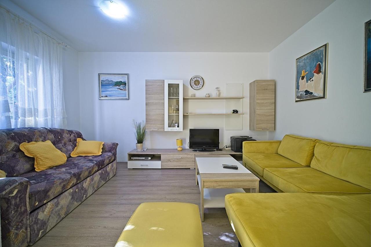 Apartment Renata 포스티라 외부 사진